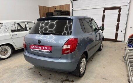 Skoda Fabia II, 2011 год, 690 000 рублей, 4 фотография