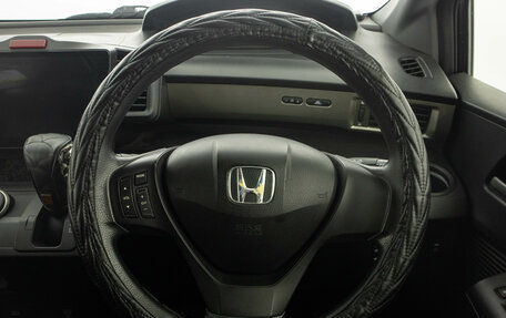 Honda Freed I, 2010 год, 1 219 000 рублей, 16 фотография