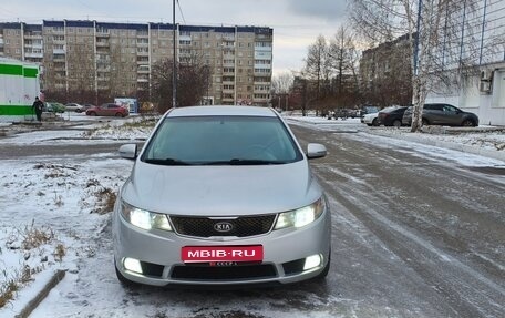 KIA Cerato III, 2011 год, 900 000 рублей, 1 фотография