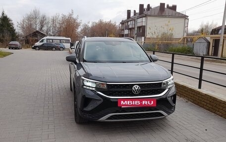 Volkswagen Taos, 2021 год, 2 390 000 рублей, 4 фотография