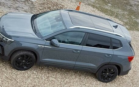 Volkswagen Taos, 2021 год, 2 390 000 рублей, 14 фотография