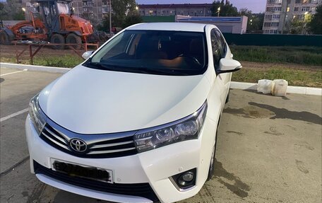 Toyota Corolla, 2013 год, 1 150 000 рублей, 2 фотография