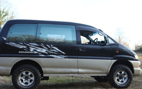 Mitsubishi Delica IV, 1999 год, 700 000 рублей, 4 фотография