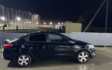 KIA Rio III рестайлинг, 2012 год, 750 000 рублей, 2 фотография