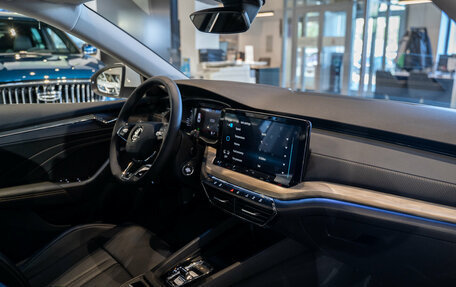 Skoda Octavia IV, 2024 год, 3 990 000 рублей, 14 фотография