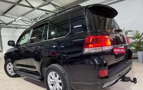 Toyota Land Cruiser 200, 2016 год, 5 500 000 рублей, 2 фотография