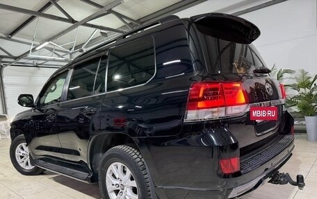 Toyota Land Cruiser 200, 2016 год, 5 500 000 рублей, 6 фотография