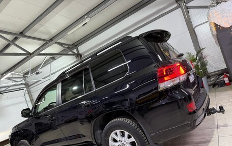 Toyota Land Cruiser 200, 2016 год, 5 500 000 рублей, 10 фотография