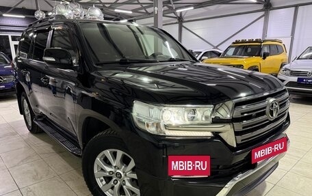 Toyota Land Cruiser 200, 2016 год, 5 500 000 рублей, 5 фотография