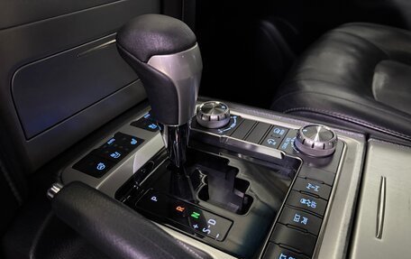 Toyota Land Cruiser 200, 2016 год, 5 500 000 рублей, 27 фотография