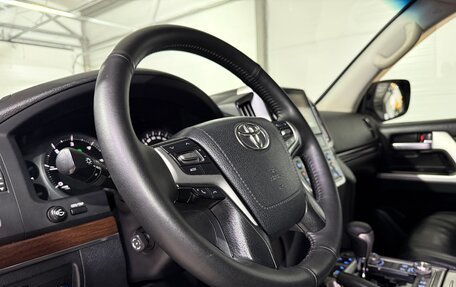 Toyota Land Cruiser 200, 2016 год, 5 500 000 рублей, 25 фотография