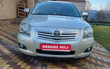 Toyota Avensis III рестайлинг, 2008 год, 1 050 000 рублей, 2 фотография