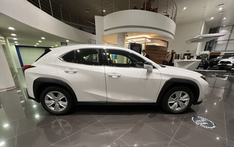 Lexus UX I, 2021 год, 3 371 000 рублей, 8 фотография