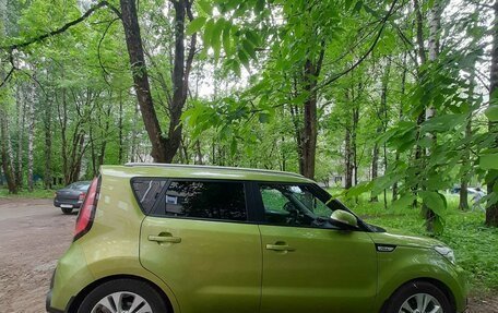 KIA Soul II рестайлинг, 2015 год, 1 800 000 рублей, 2 фотография