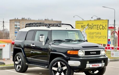 Toyota FJ Cruiser, 2010 год, 3 100 000 рублей, 3 фотография