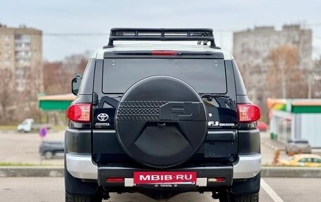 Toyota FJ Cruiser, 2010 год, 3 100 000 рублей, 5 фотография
