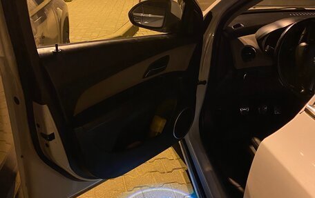 Chevrolet Cruze II, 2013 год, 780 000 рублей, 13 фотография