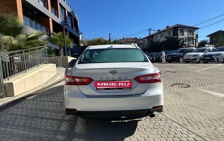 Toyota Camry, 2021 год, 1 790 000 рублей, 4 фотография