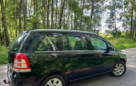 Opel Zafira B, 2008 год, 640 000 рублей, 4 фотография