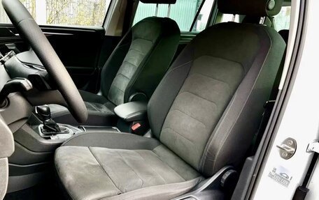 Volkswagen Tiguan II, 2018 год, 2 070 000 рублей, 4 фотография