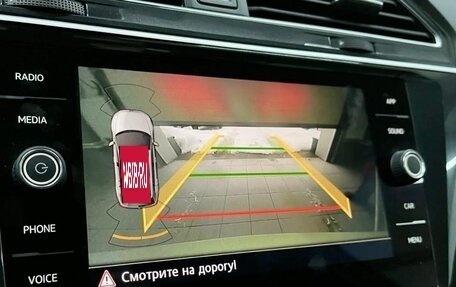 Volkswagen Tiguan II, 2018 год, 2 070 000 рублей, 14 фотография