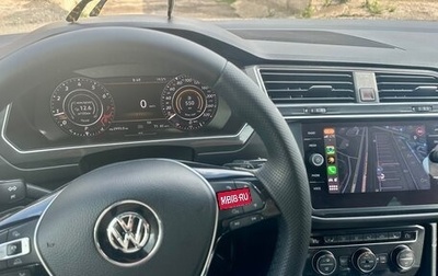 Volkswagen Tiguan II, 2018 год, 2 070 000 рублей, 1 фотография