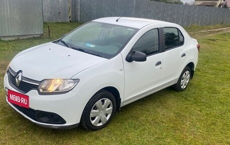 Renault Logan II, 2016 год, 645 000 рублей, 3 фотография