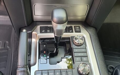 Toyota Land Cruiser 200, 2020 год, 9 300 000 рублей, 13 фотография