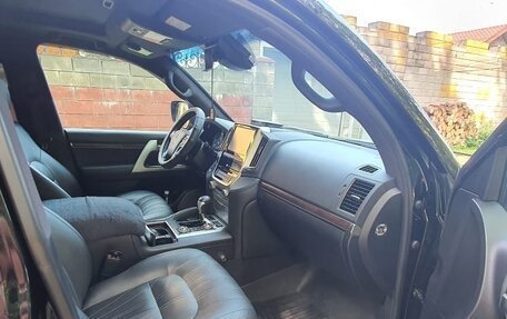 Toyota Land Cruiser 200, 2020 год, 9 300 000 рублей, 10 фотография