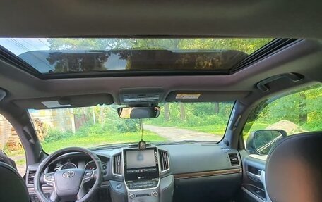 Toyota Land Cruiser 200, 2020 год, 9 300 000 рублей, 15 фотография