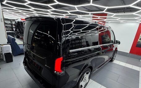 Mercedes-Benz V-Класс, 2025 год, 12 750 000 рублей, 32 фотография