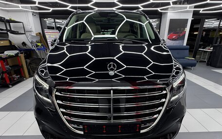 Mercedes-Benz V-Класс, 2025 год, 12 750 000 рублей, 28 фотография