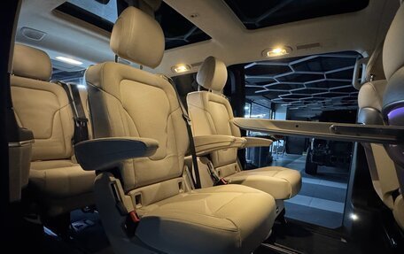 Mercedes-Benz V-Класс, 2025 год, 12 750 000 рублей, 26 фотография