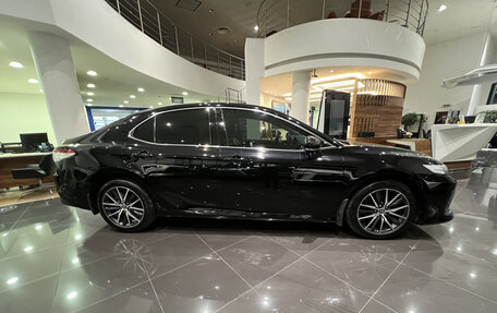 Toyota Camry, 2021 год, 3 150 000 рублей, 5 фотография