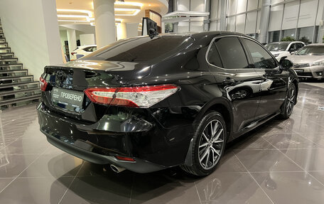 Toyota Camry, 2021 год, 3 150 000 рублей, 6 фотография