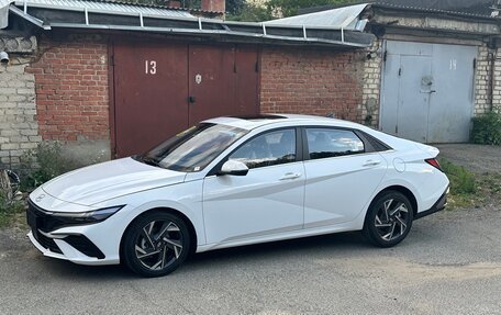 Hyundai Elantra, 2024 год, 2 400 000 рублей, 7 фотография