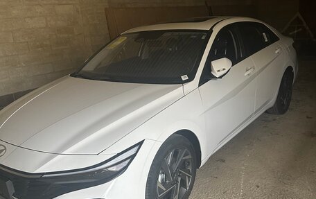 Hyundai Elantra, 2024 год, 2 400 000 рублей, 8 фотография