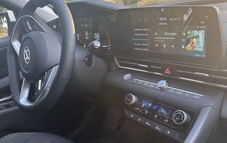 Hyundai Elantra, 2024 год, 2 400 000 рублей, 3 фотография