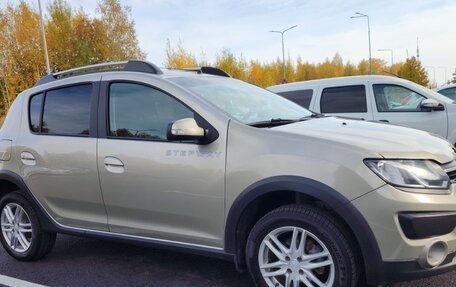 Renault Sandero II рестайлинг, 2016 год, 850 000 рублей, 4 фотография