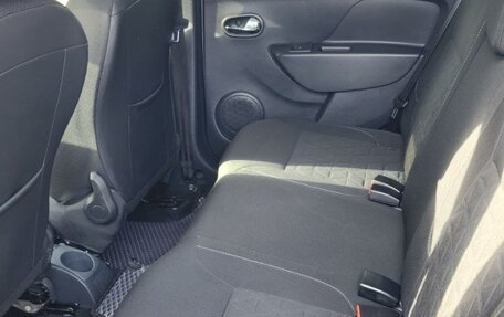 Renault Sandero II рестайлинг, 2016 год, 850 000 рублей, 13 фотография