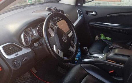 Dodge Journey I, 2012 год, 830 000 рублей, 10 фотография