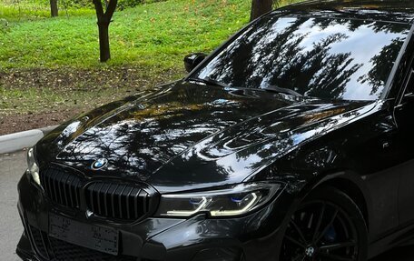 BMW 3 серия, 2019 год, 3 150 000 рублей, 13 фотография