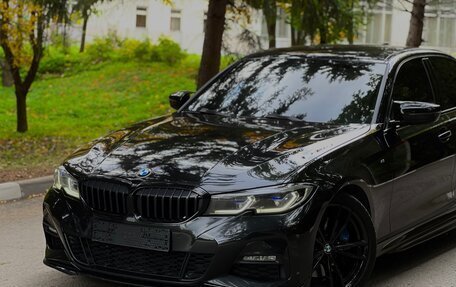 BMW 3 серия, 2019 год, 3 150 000 рублей, 12 фотография