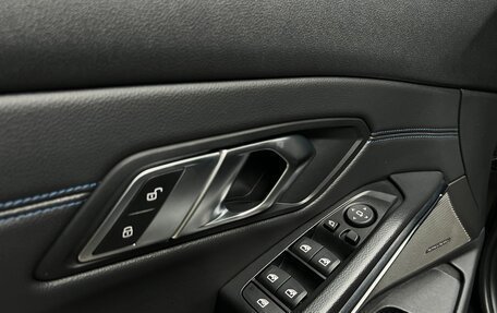 BMW 3 серия, 2019 год, 3 150 000 рублей, 29 фотография