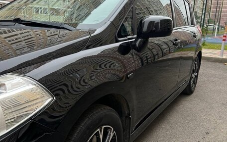 Nissan Tiida, 2010 год, 800 000 рублей, 10 фотография