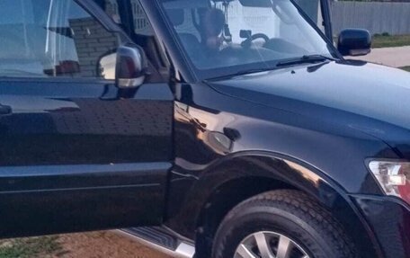 Mitsubishi Pajero IV, 2011 год, 1 630 000 рублей, 4 фотография