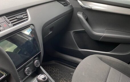 Skoda Octavia, 2014 год, 999 999 рублей, 12 фотография