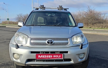 Toyota RAV4, 2005 год, 920 000 рублей, 2 фотография