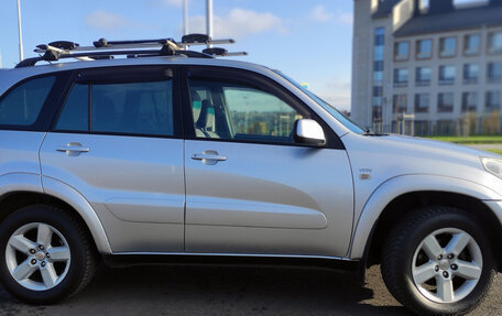 Toyota RAV4, 2005 год, 920 000 рублей, 4 фотография