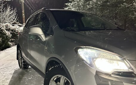 Opel Mokka I, 2014 год, 1 220 000 рублей, 2 фотография